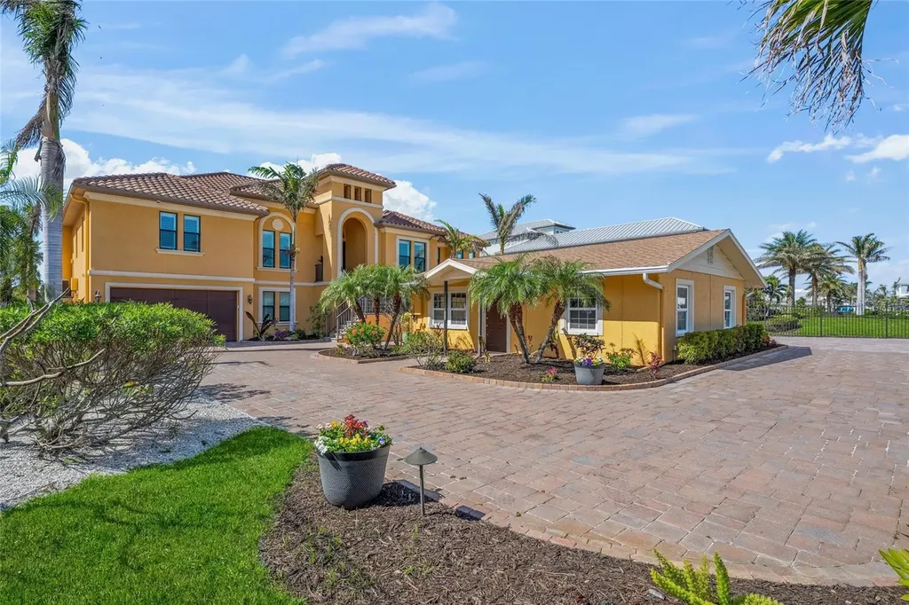 471 Bayshore Road Nokomis FL 34275
