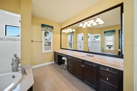 471 Bayshore Road Nokomis FL 34275