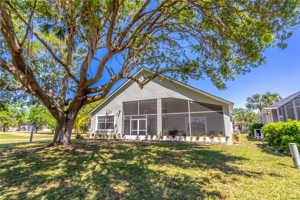 1714 Golfview Drive Kissimmee FL 34746