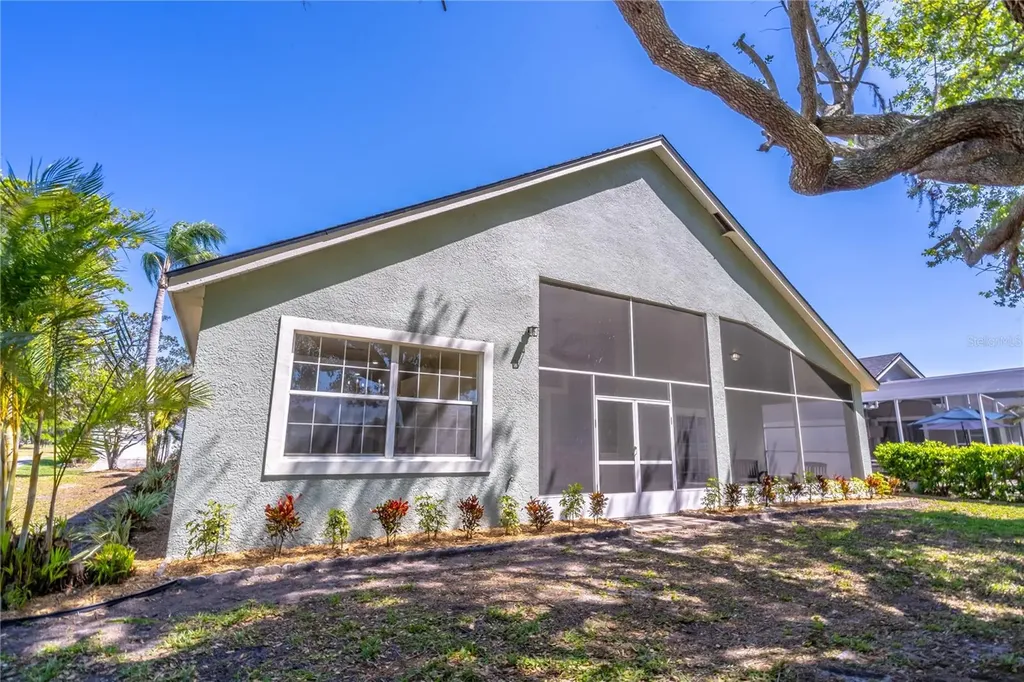 1714 Golfview Drive Kissimmee FL 34746