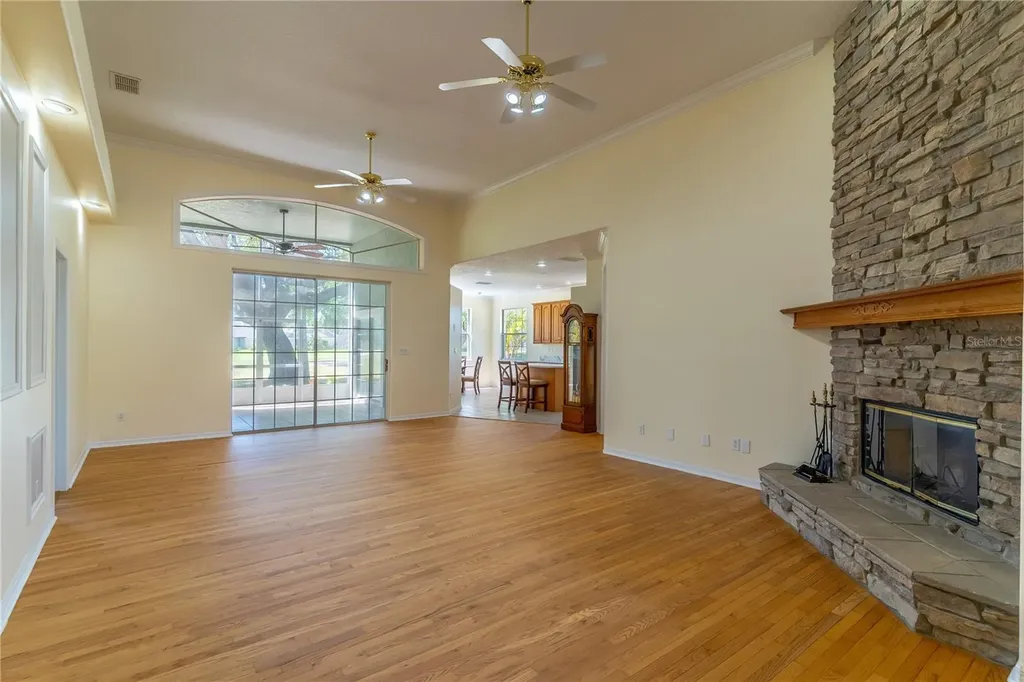 1714 Golfview Drive Kissimmee FL 34746