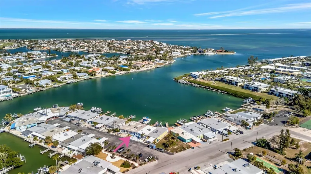 15 Seaside Court Holmes Beach FL 34217