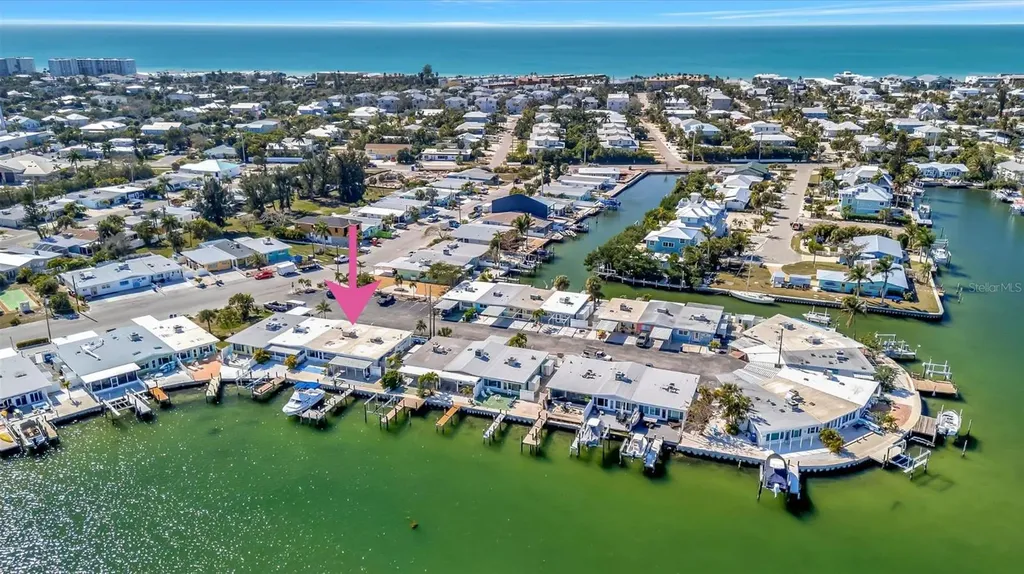 15 Seaside Court Holmes Beach FL 34217