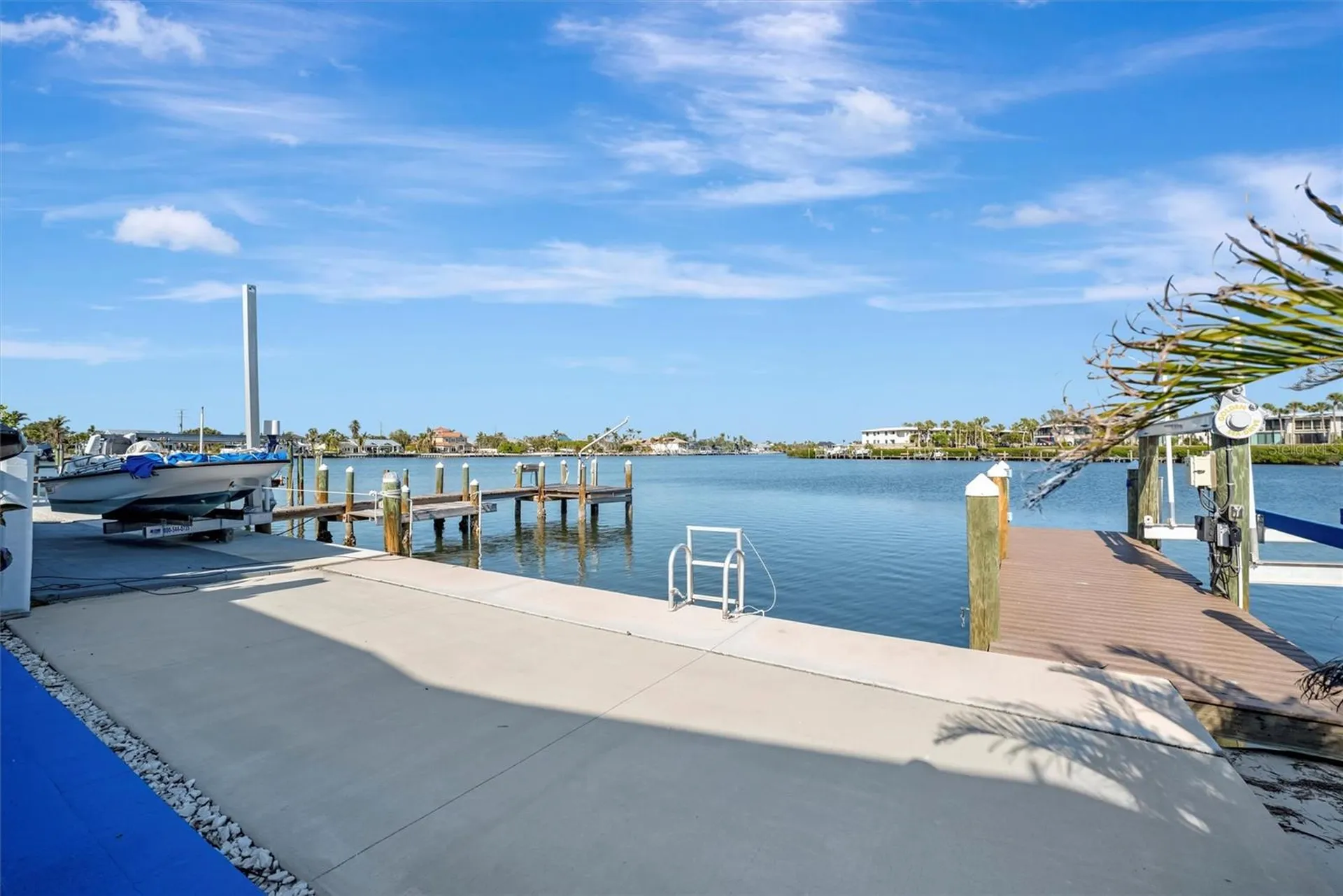 15 Seaside Court Holmes Beach FL 34217