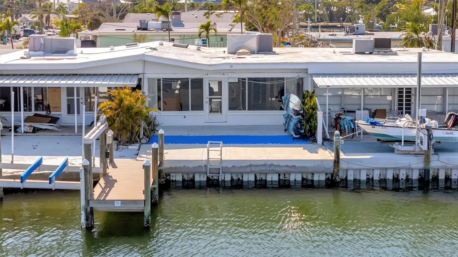 15 Seaside Court Holmes Beach FL 34217