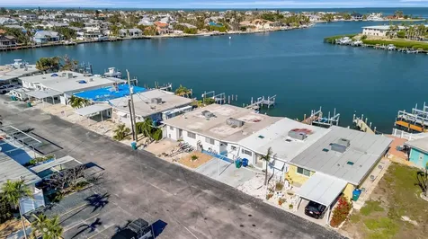 15 Seaside Court Holmes Beach FL 34217