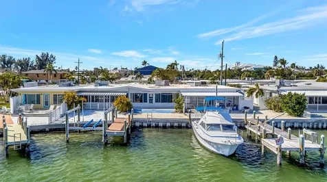 15 Seaside Court Holmes Beach FL 34217
