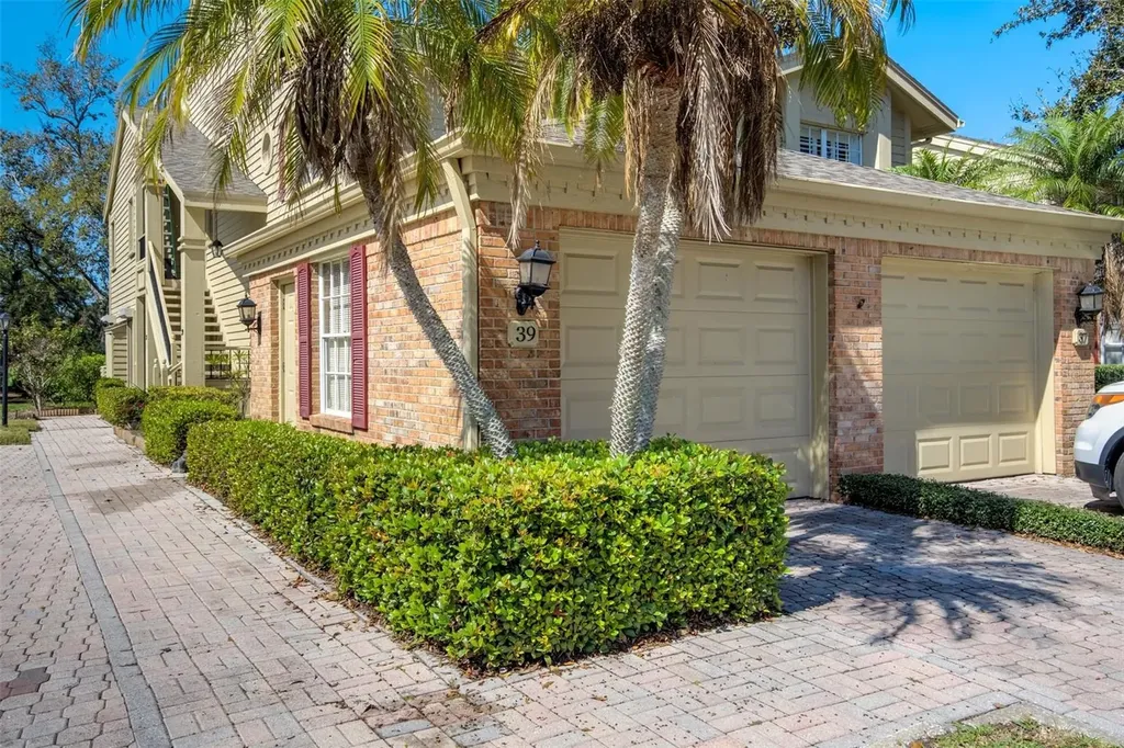 39 Pelican Place Belleair FL 33756