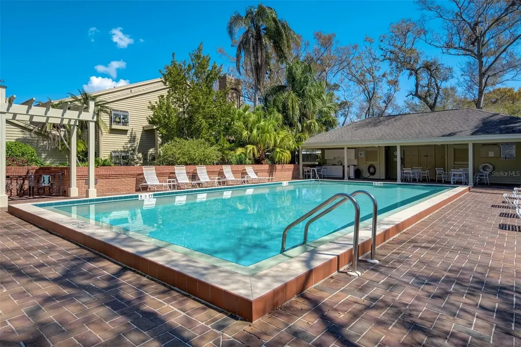39 Pelican Place Belleair FL 33756