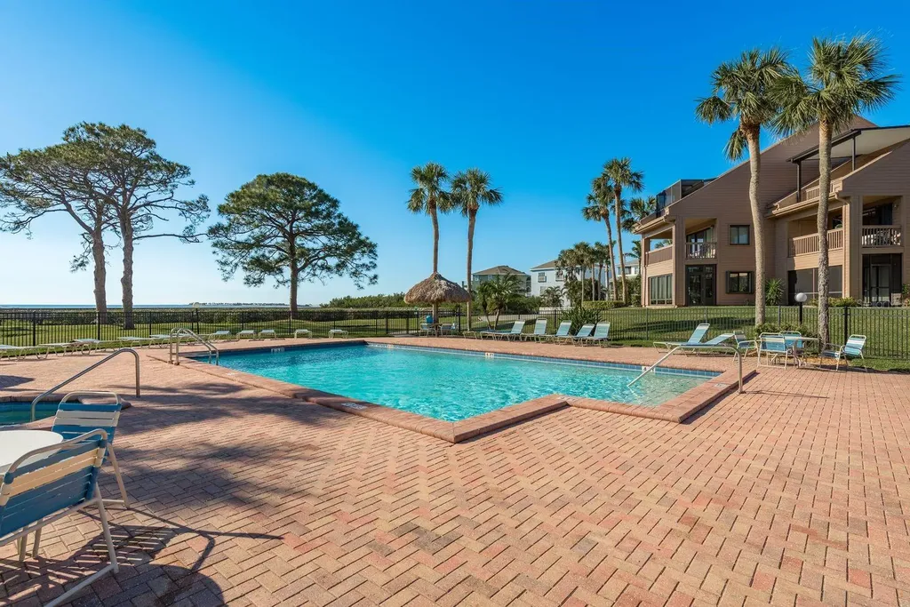351 Windrush Loop Tarpon Springs FL 34689