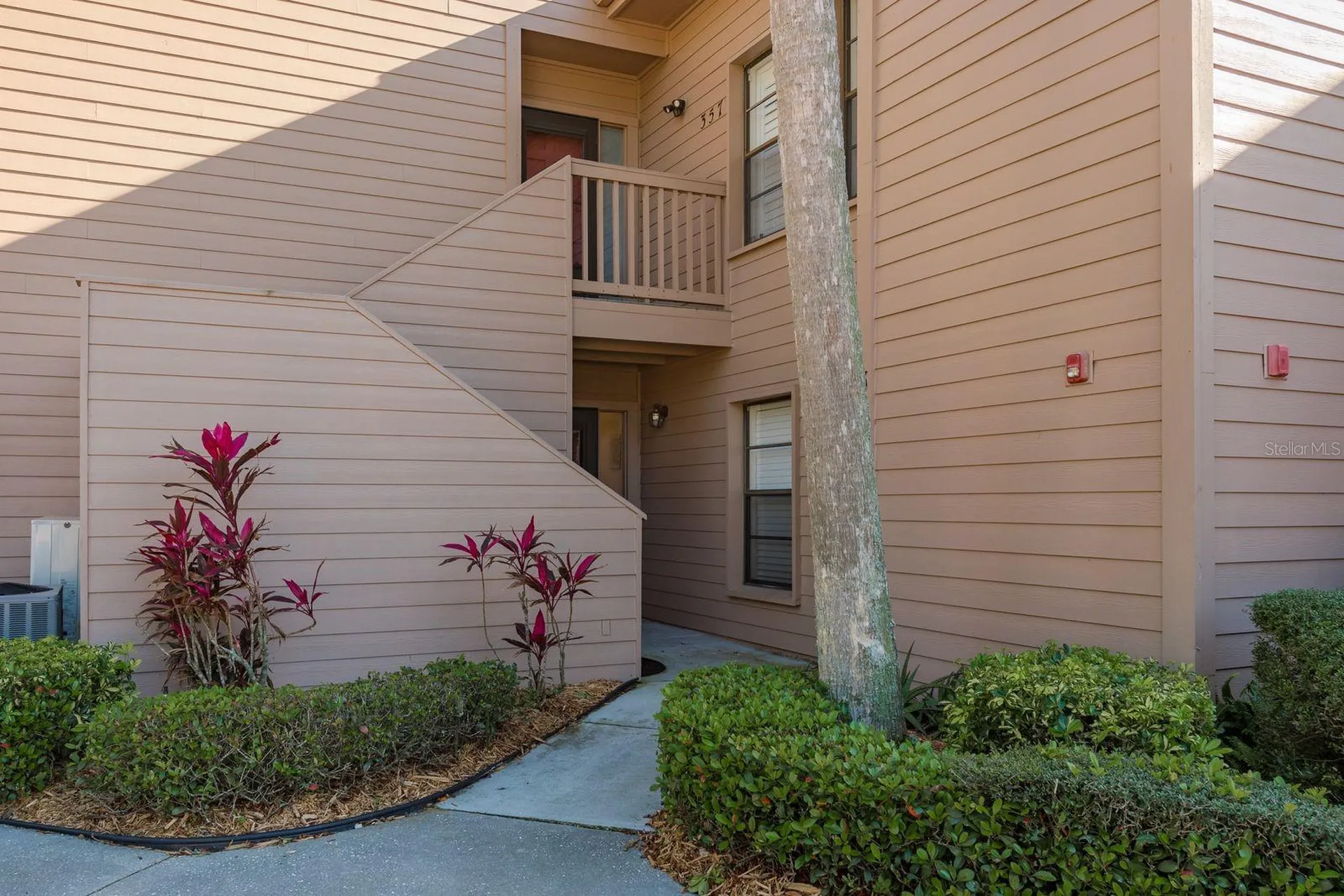 351 Windrush Loop Tarpon Springs FL 34689