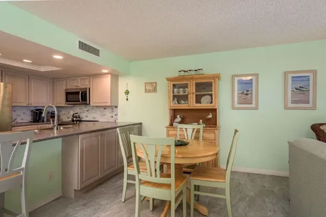 351 Windrush Loop Tarpon Springs FL 34689