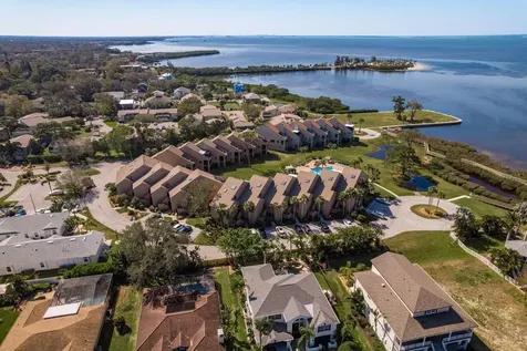 351 Windrush Loop Tarpon Springs FL 34689