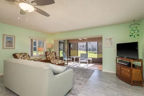351 Windrush Loop Tarpon Springs FL 34689