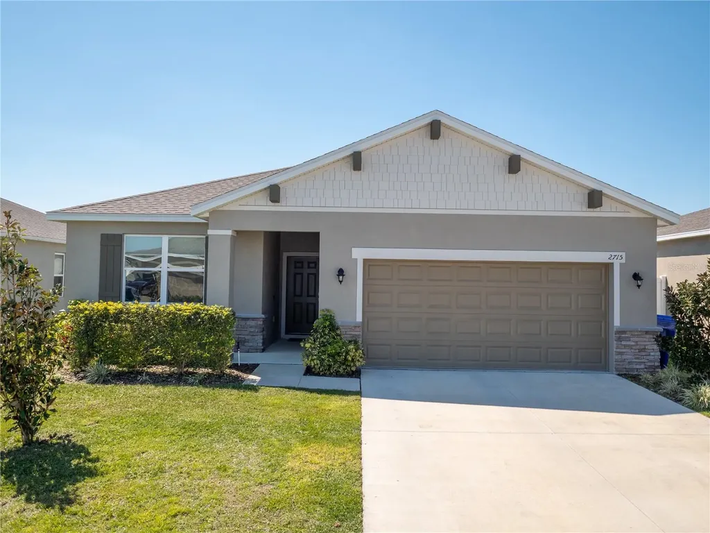 2715 Rowan Street Tavares FL 32778