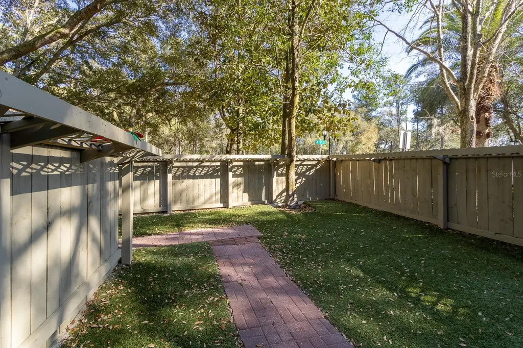 5213 & 5217 & 5231 SW 91st Drive Gainesville FL 32608