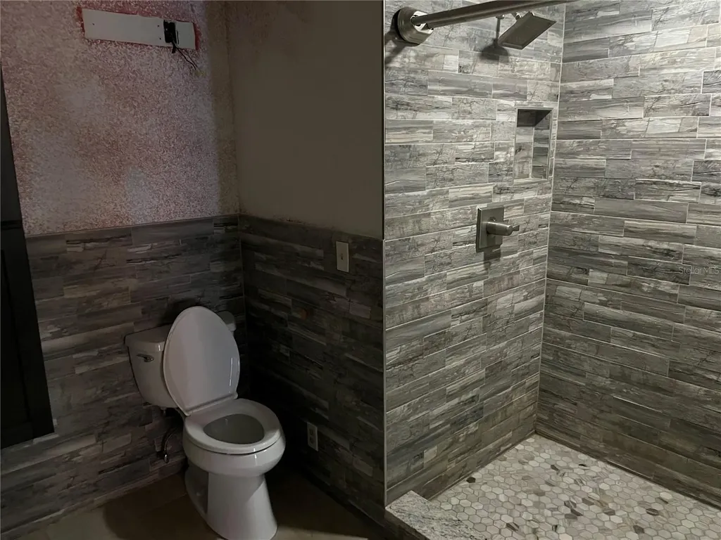 330 Callitris Avenue Polk City FL 33868