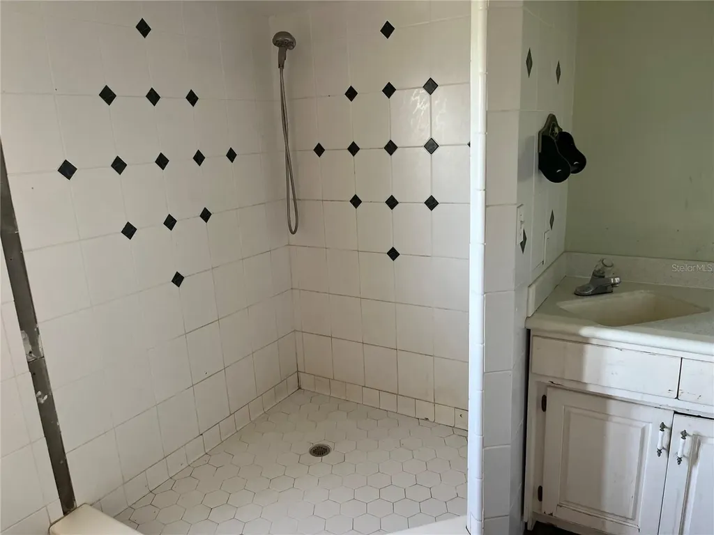 330 Callitris Avenue Polk City FL 33868