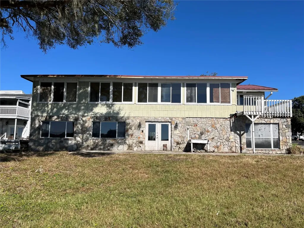 330 Callitris Avenue Polk City FL 33868
