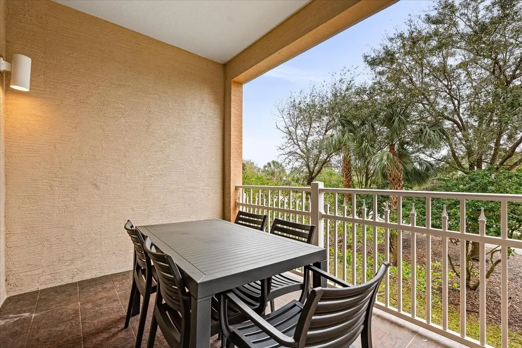 5 Ocean Crest Way Palm Coast FL 32137