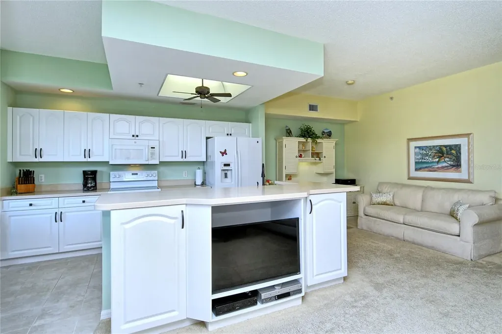 5250 Hyland Hills Avenue Sarasota FL 34241
