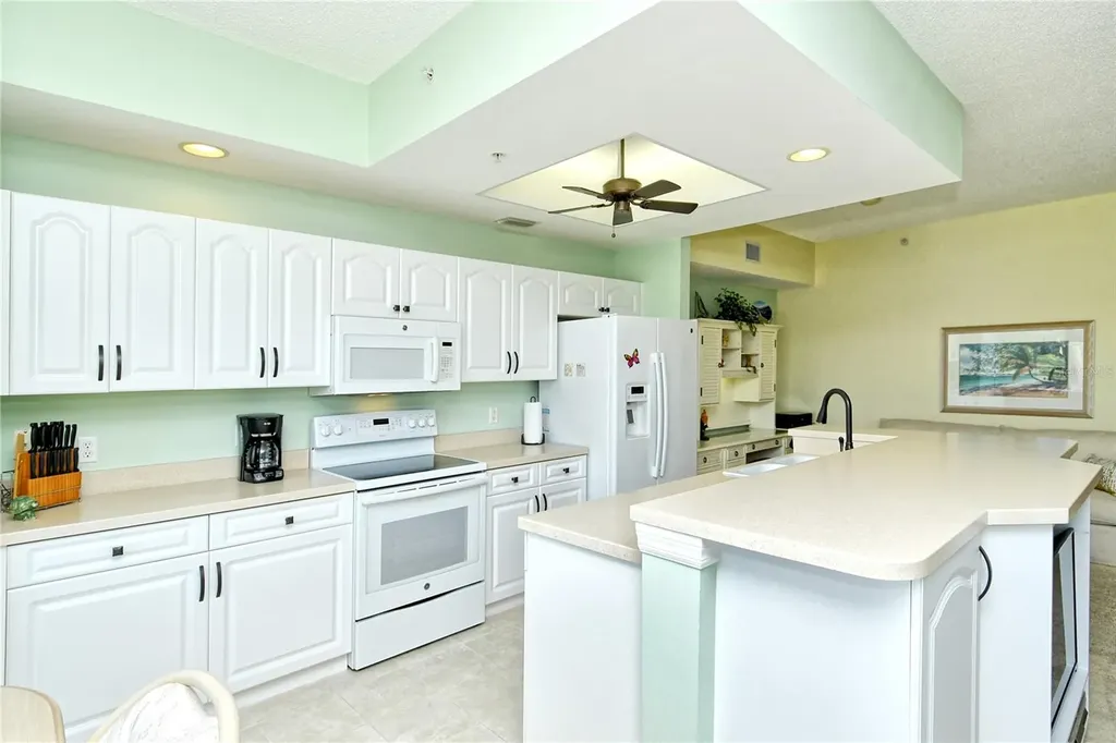 5250 Hyland Hills Avenue Sarasota FL 34241
