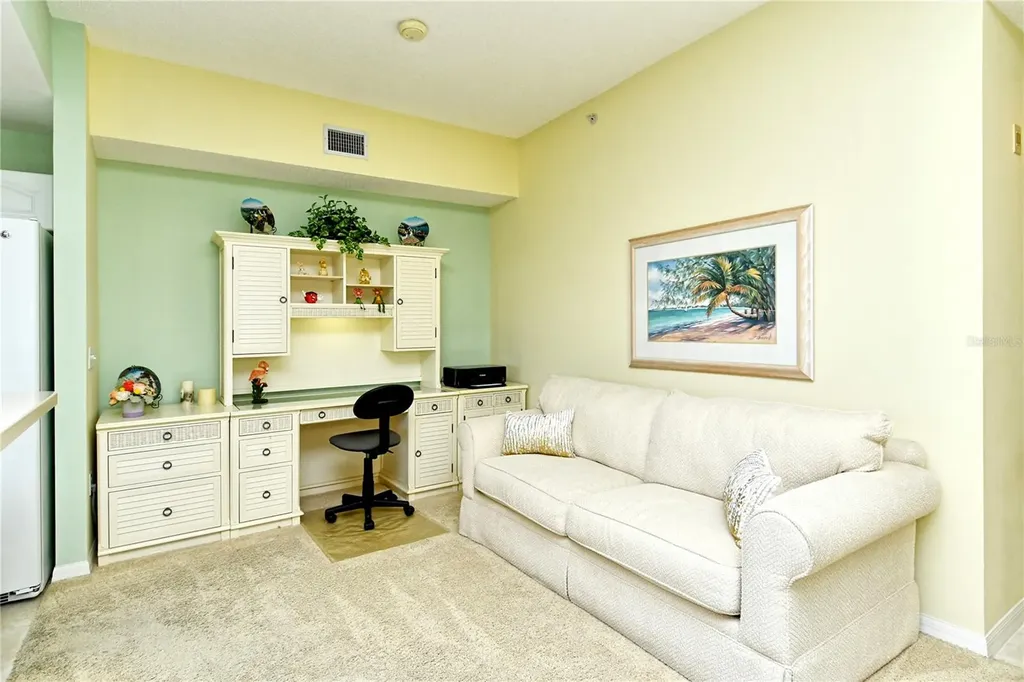 5250 Hyland Hills Avenue Sarasota FL 34241