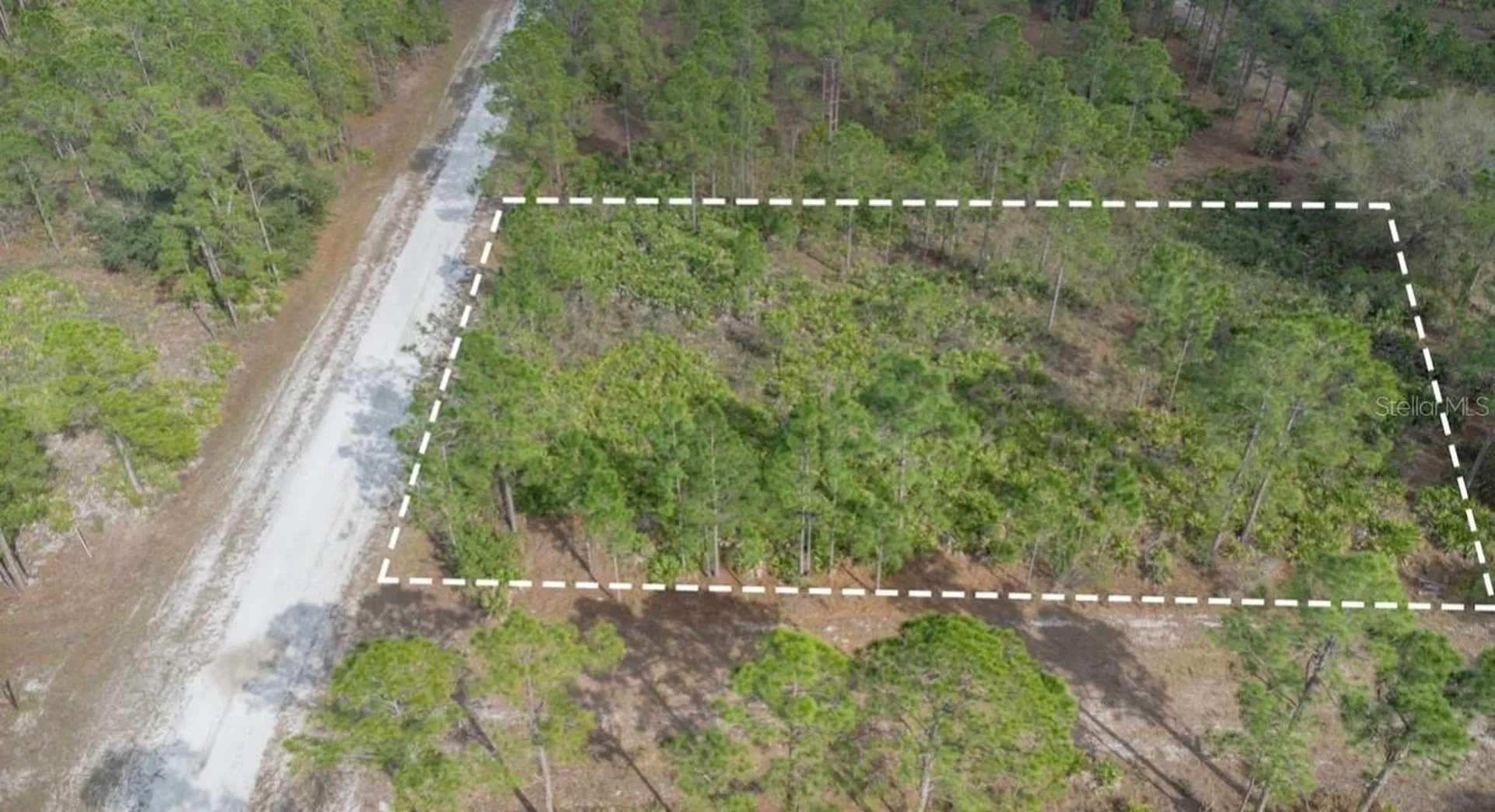 623 Alba Drive Indian Lake Estates FL 33855