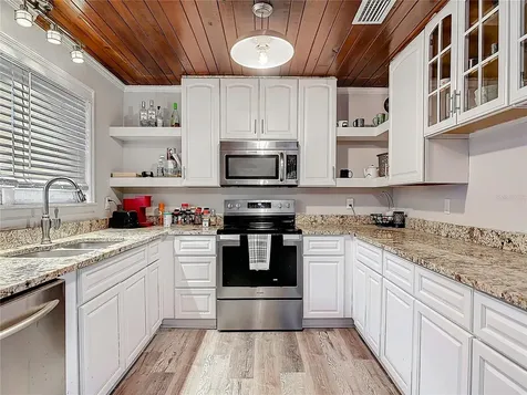 607 Powers Avenue Port Orange FL 32127