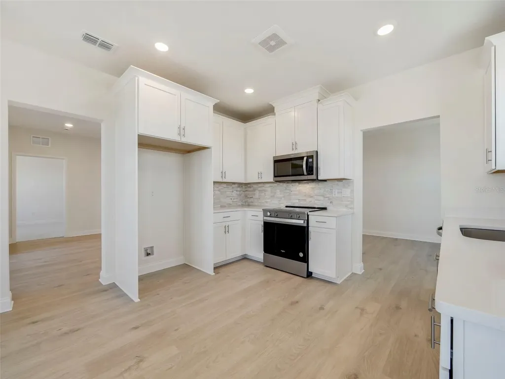 7545 Laureate Boulevard Orlando FL 32827