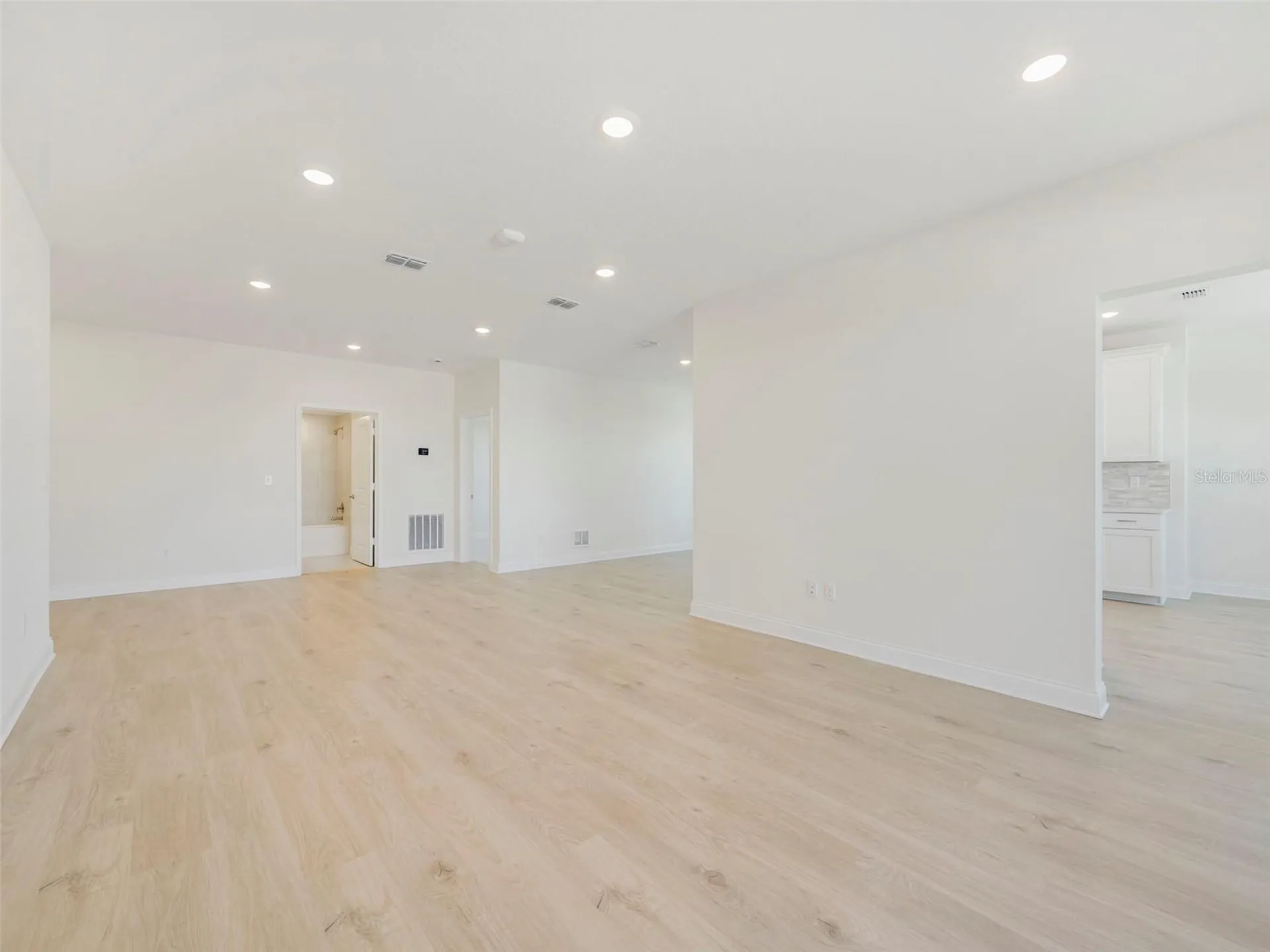 7545 Laureate Boulevard Orlando FL 32827