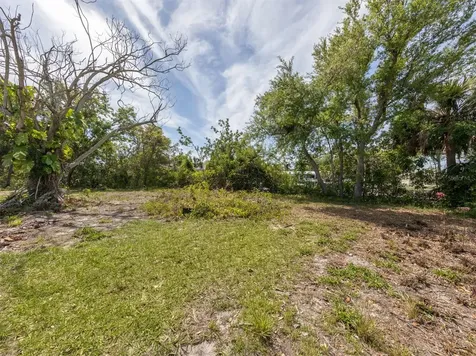500 Canal Way Nokomis FL 34275