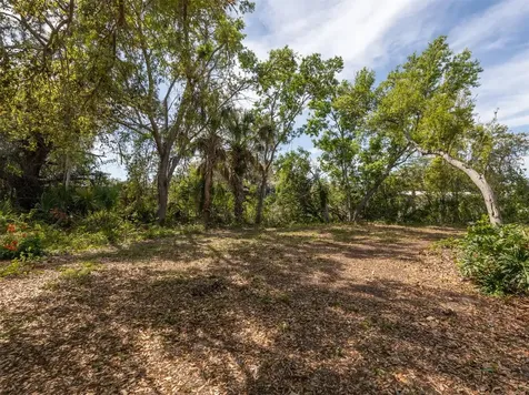500 Canal Way Nokomis FL 34275