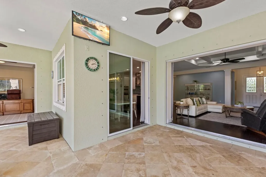 581 Mast Drive Bradenton FL 34208