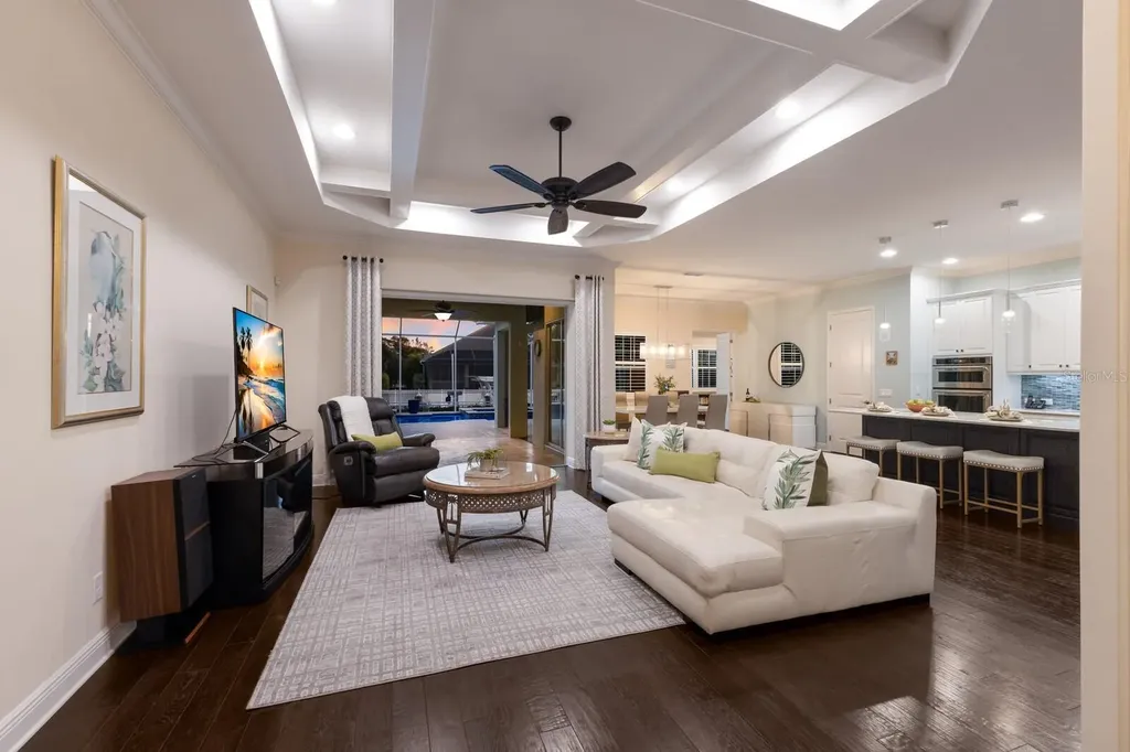 581 Mast Drive Bradenton FL 34208