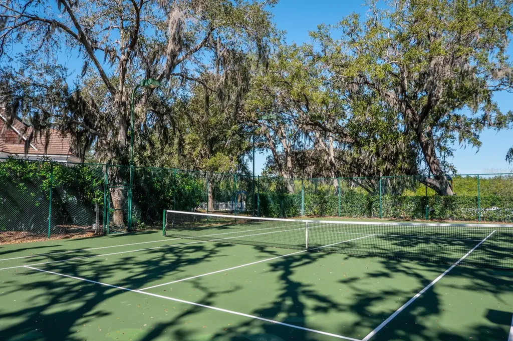 581 Mast Drive Bradenton FL 34208