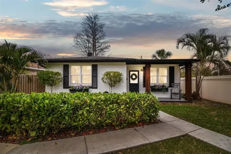 455 49th Avenue N St Petersburg FL 33703