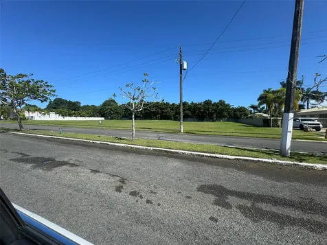 Hacienda El Molino A-10 Calle Paseo Madrid Vega Alta PR 00692