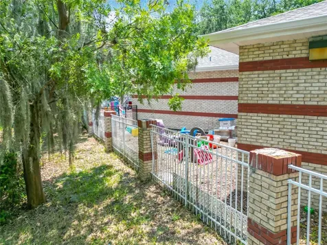 1001 Greenwood Boulevard Lake Mary FL 32746