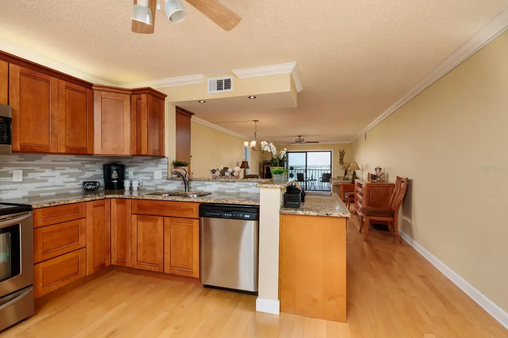 7700 Sun Island Drive S South Pasadena FL 33707