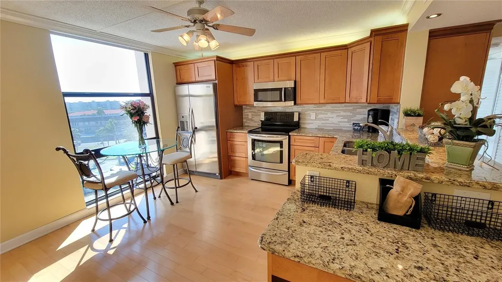 7700 Sun Island Drive S South Pasadena FL 33707