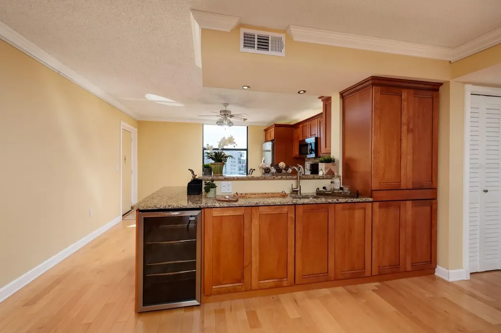 7700 Sun Island Drive S South Pasadena FL 33707