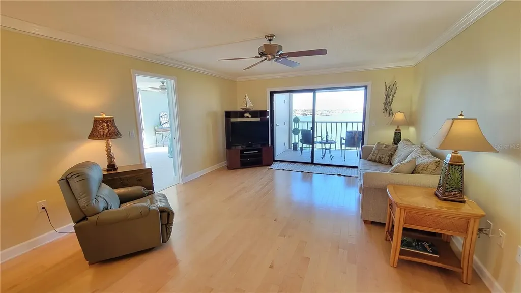 7700 Sun Island Drive S South Pasadena FL 33707