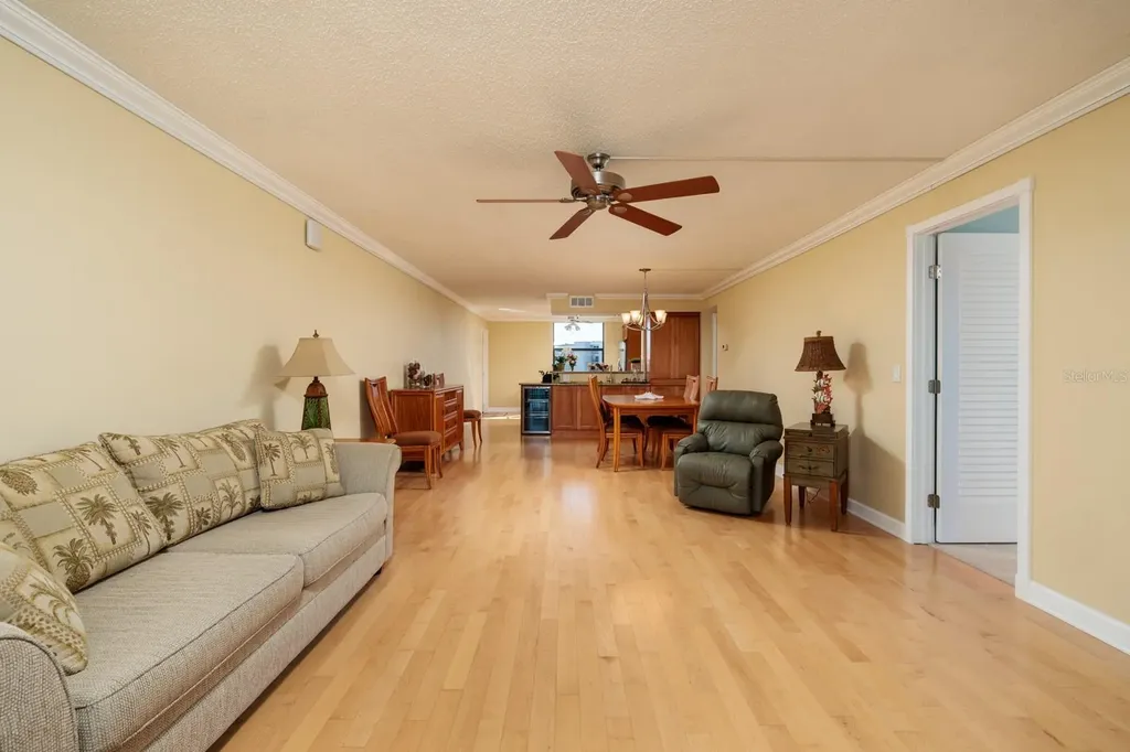 7700 Sun Island Drive S South Pasadena FL 33707