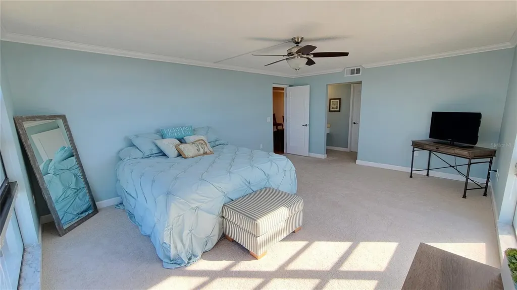 7700 Sun Island Drive S South Pasadena FL 33707