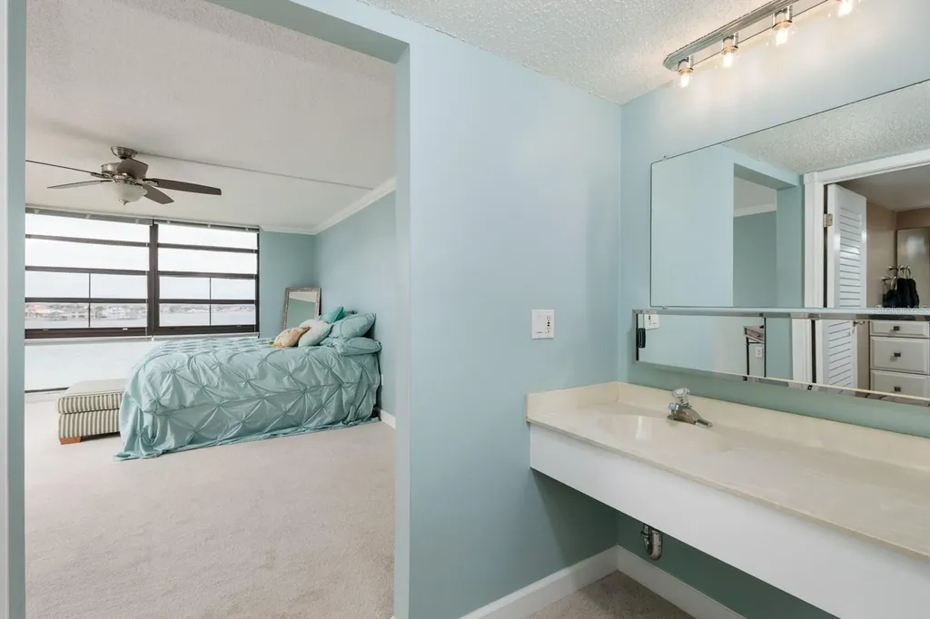 7700 Sun Island Drive S South Pasadena FL 33707