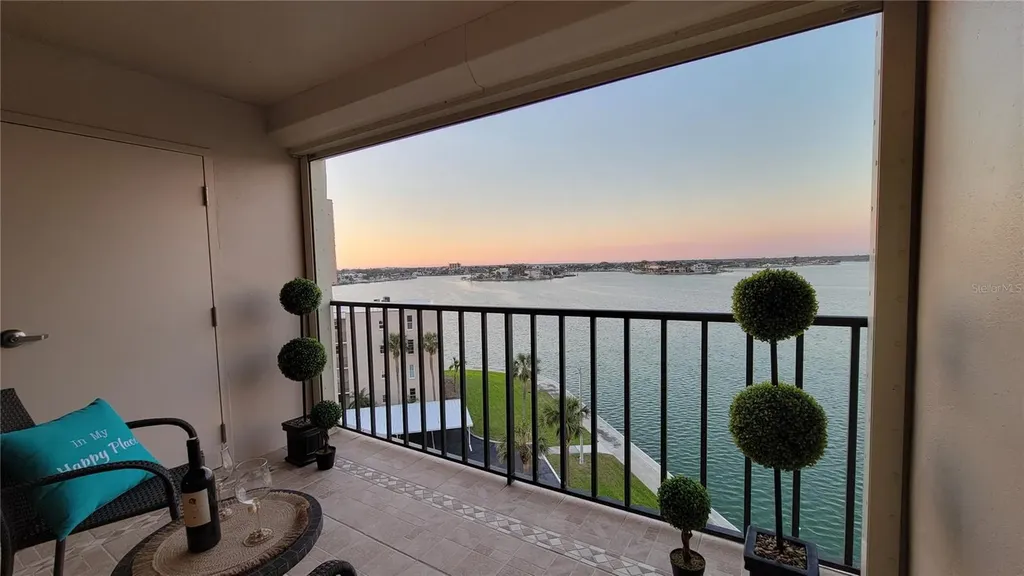 7700 Sun Island Drive S South Pasadena FL 33707