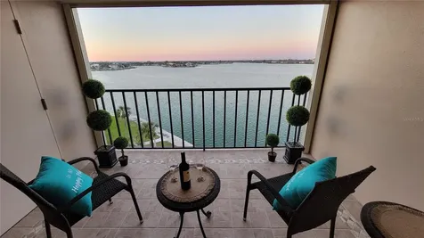 7700 Sun Island Drive S South Pasadena FL 33707