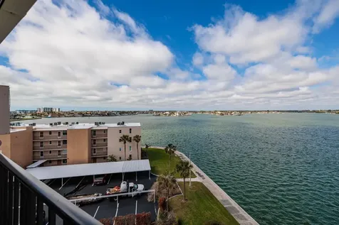 7700 Sun Island Drive S South Pasadena FL 33707