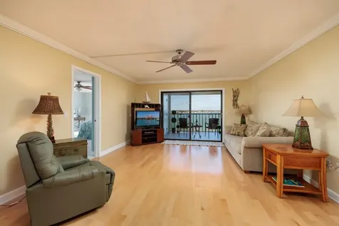 7700 Sun Island Drive S South Pasadena FL 33707